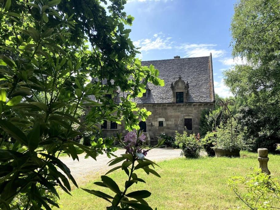 La Forge De La Coudraie Bed and Breakfast Pleugueneuc Eksteriør billede